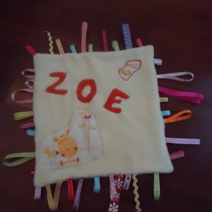 Atelier Rêves’telle à Salon de Provence : retouches professionnelles et créations sur mesure.