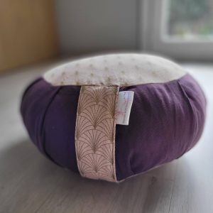 Atelier Rêves’telle à Salon de Provence : retouches professionnelles et créations sur mesure.