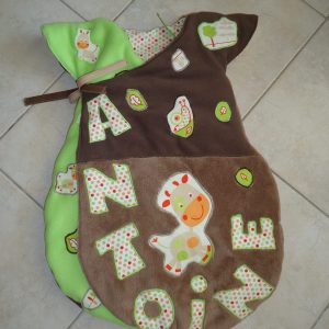 Atelier Rêves’telle à Salon de Provence : retouches professionnelles et créations sur mesure.